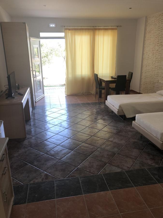 River'S Apartments Paradisi  Exterior photo